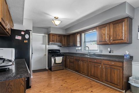 304 Eugene Dr, Middlebury, IN 46540 photo 10