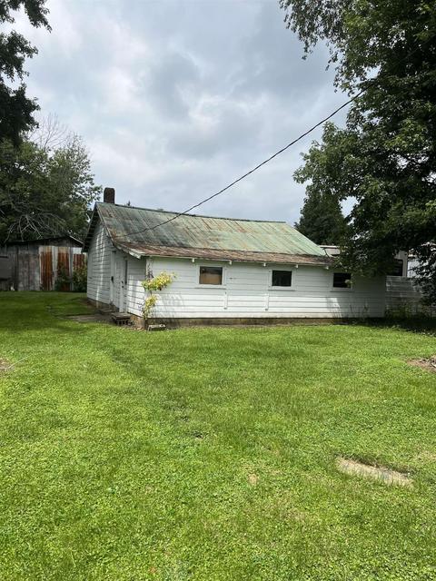 974 S 9th St, Mitchell, IN 47446 photo 3