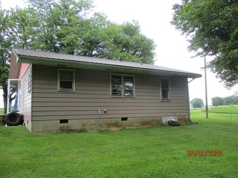 1379 S Eckerty Doolittle Rd, Eckerty, IN 47116 photo 2