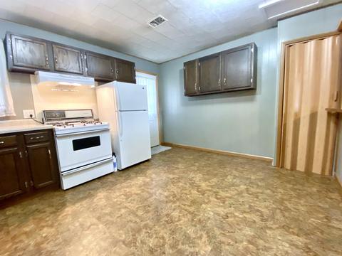 2540 Birk Dr, Jasper, IN 47546 photo 4