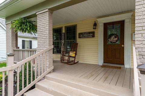 618 W Oak St, Mitchell, IN 47446 photo 2