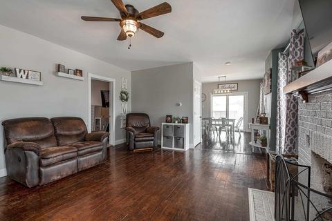 618 W Oak St, Mitchell, IN 47446 photo 5