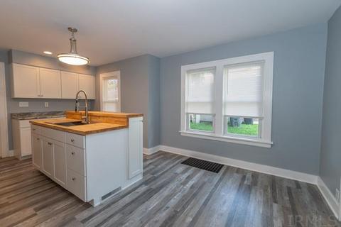 402 E Oakside St, South Bend, IN 46614 photo 10