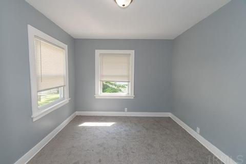 402 E Oakside St, South Bend, IN 46614 photo 15