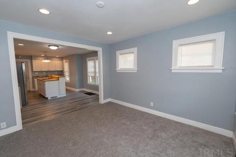 402 E Oakside St, South Bend, IN 46614 photo 5