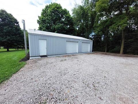 655 Walnut St, Waterloo, IN 46793 photo 7
