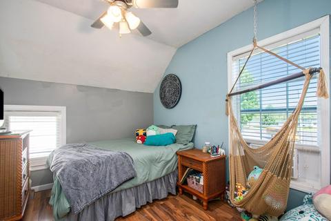 756 E Walnut St, Nappanee, IN 46550 photo 18