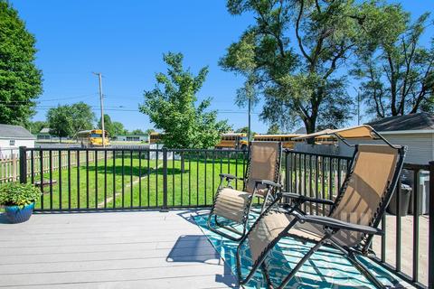 756 E Walnut St, Nappanee, IN 46550 photo 22