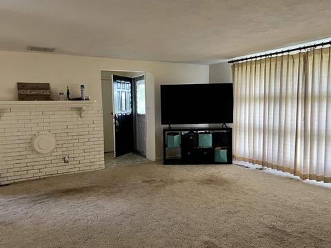 970 S Meridian Rd, Mitchell, IN 47446 photo 9