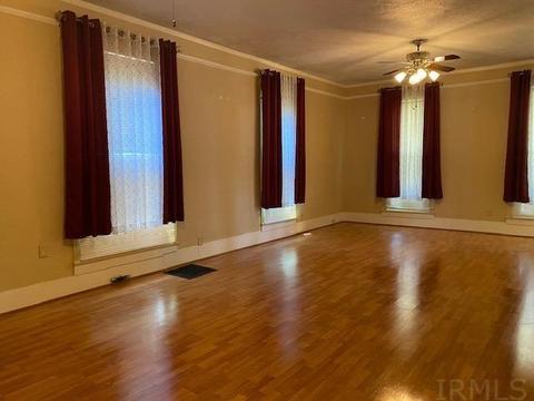 77 E 6th St, Peru, IN 46970 photo 19