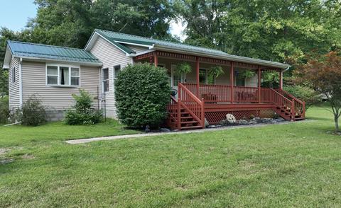 1118 Lafayette Ave, Oolitic, IN 47451 photo 2