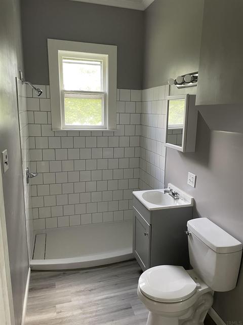 223 W Oak St, Mitchell, IN 47446 photo 5