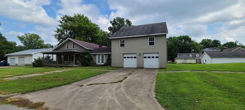 323 E 6th St, Mount Carmel, IL 62863 photo 2