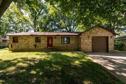 4532 E Deckard Dr, Bloomington, IN 47408 photo 1