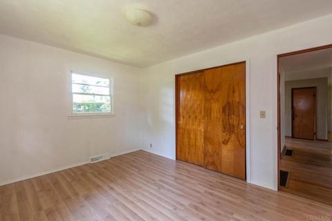 4532 E Deckard Dr, Bloomington, IN 47408 photo 13