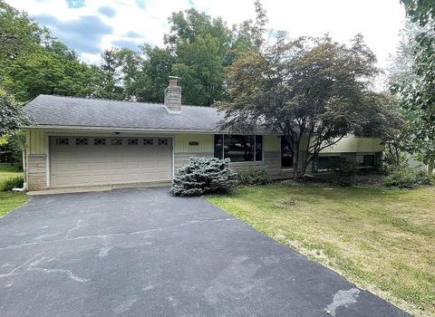 3612 E Park Ln, Bloomington, IN 47408 photo 2