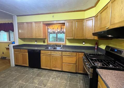 3612 E Park Ln, Bloomington, IN 47408 photo 6