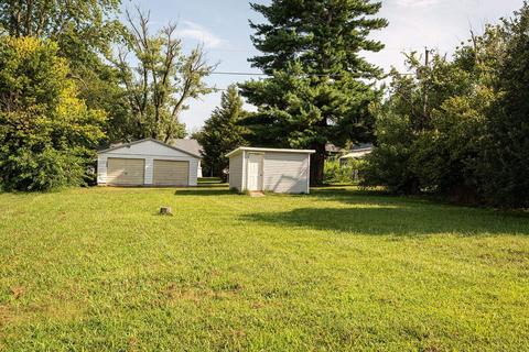 712 W 3rd St, Bicknell, IN 47512 photo 3