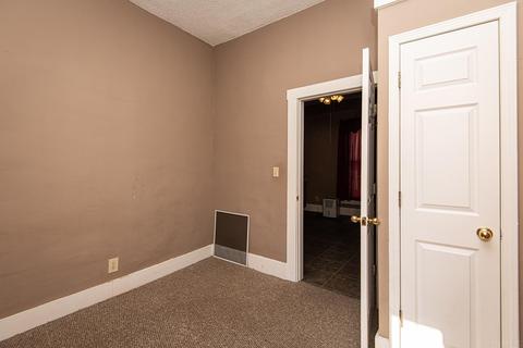 712 W 3rd St, Bicknell, IN 47512 photo 16