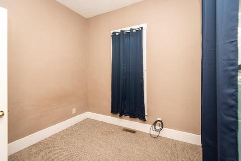 712 W 3rd St, Bicknell, IN 47512 photo 9