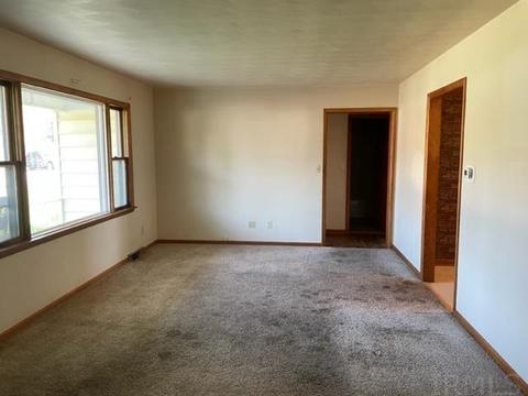 910 E 11th St, Fowler, IN 47944 photo 2
