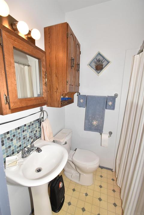 207 N Jackson Ave, Fowler, IN 47944 photo 11
