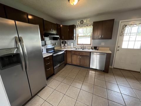 268 Bartlett Dr, Mitchell, IN 47446 photo 9