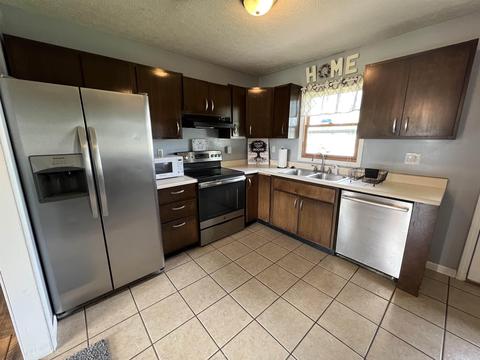 268 Bartlett Dr, Mitchell, IN 47446 photo 10