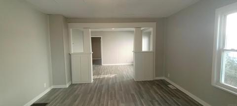 205 E Memorial Dr, Muncie, IN 47302 photo 2