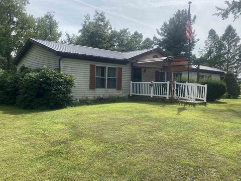 6640 E 825 N, Howe, IN 46746 photo 1