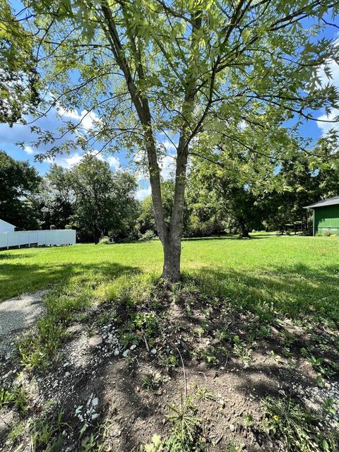 775 N Seminary St, Roanoke, IN 46783