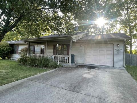 318 Hel Mar Dr, Mitchell, IN 47446 photo 4