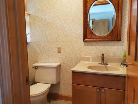557 E Wright Rd, Jasper, IN 47546 photo 14