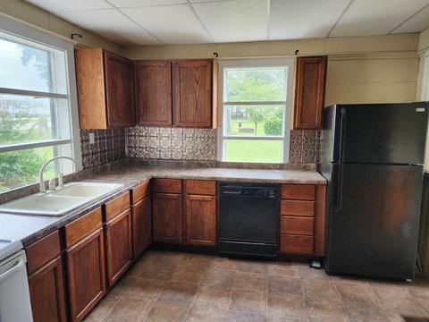 246 N Main St, Modoc, IN 47358 photo 3