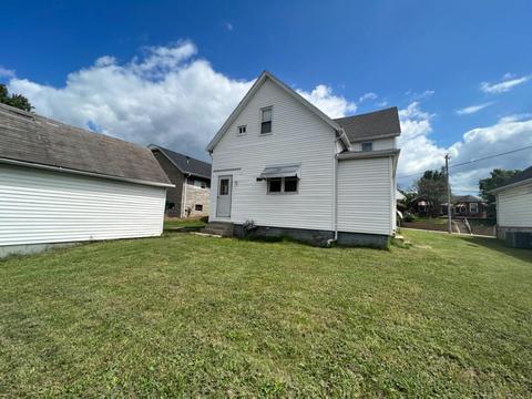 1441 Jackson St, Jasper, IN 47546 photo 3