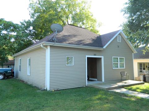 322 E 16th St, Bloomington, IN 47401 photo 2