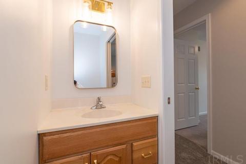 719 Mohawk Dr, Nappanee, IN 46550 photo 21