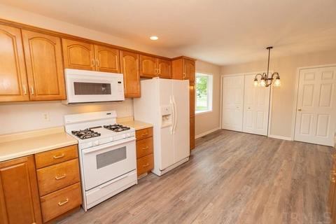 719 Mohawk Dr, Nappanee, IN 46550 photo 11