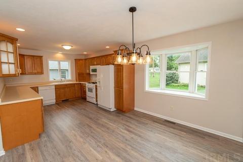 719 Mohawk Dr, Nappanee, IN 46550 photo 12