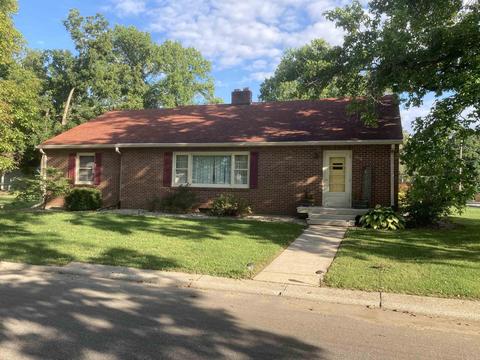 1016 E Monroe St, Delphi, IN 46923 photo 2