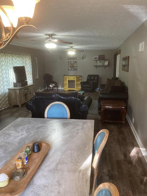 1016 E Monroe St, Delphi, IN 46923 photo 11