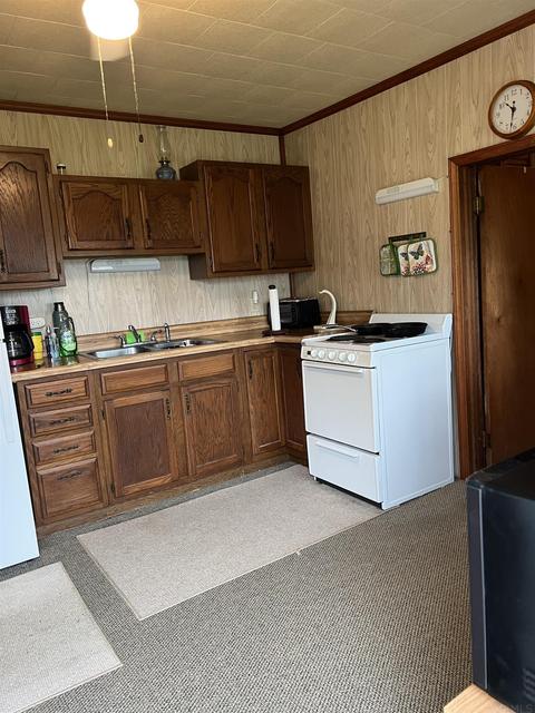 809 W Oak St, Bicknell, IN 47512 photo 8