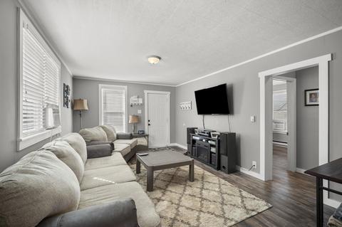 105 E Walnut St, Monroe, IN 46772 photo 7