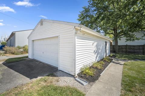 105 E Walnut St, Monroe, IN 46772 photo 27