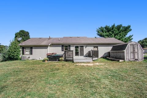 30952 Oakbrook Dr, Granger, IN 46530 photo 5