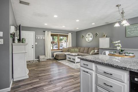 30952 Oakbrook Dr, Granger, IN 46530 photo 20