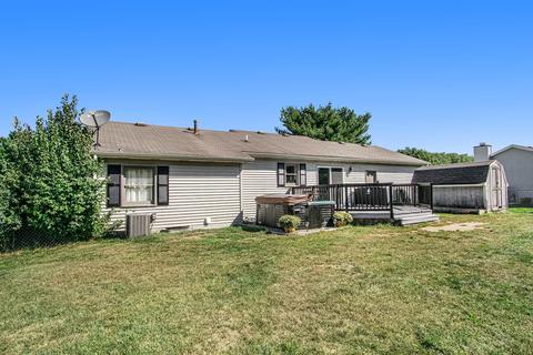 30952 Oakbrook Dr, Granger, IN 46530 photo 4
