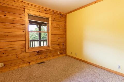 343 E Sample Rd, Bloomington, IN 47408 photo 12