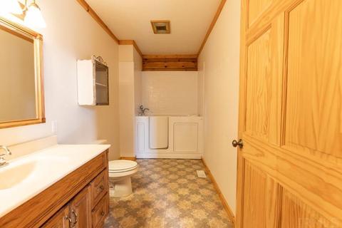 343 E Sample Rd, Bloomington, IN 47408 photo 11