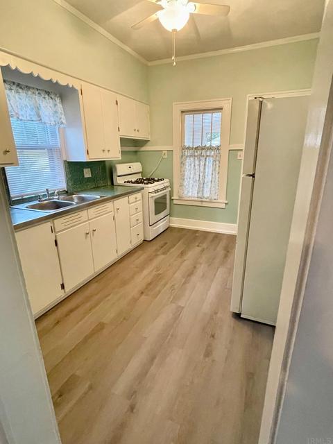 820 E Fox St, South Bend, IN 46613 photo 3